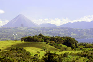 The Arenal Volcano can be seen from most of the 35 lots. 